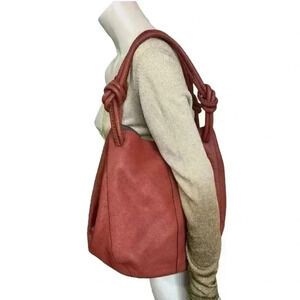 VINCE CAMUTO pebbled leather shoulder bag VV-BRANN-TO Moroccan clay